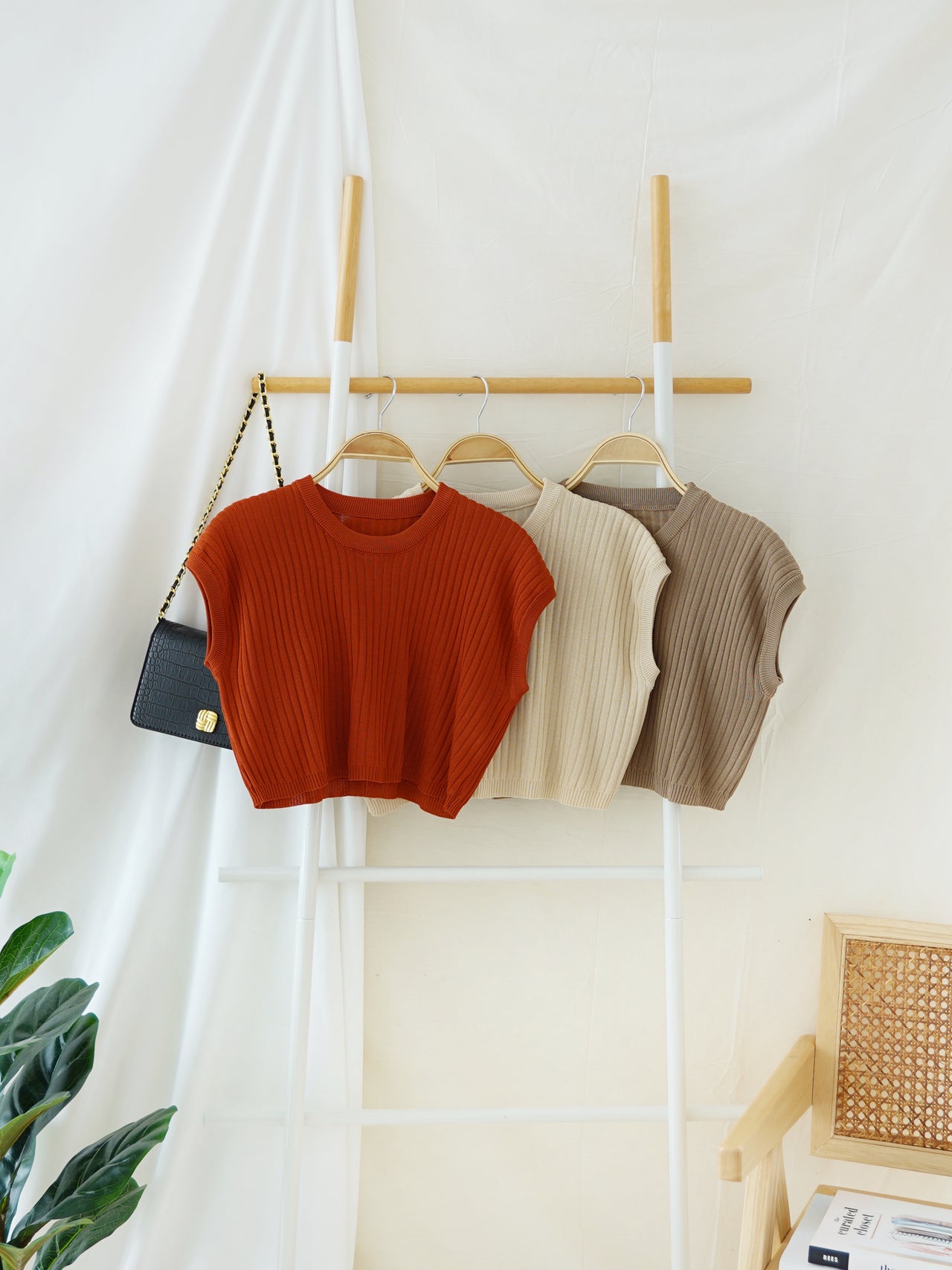 ODELE KNIT CROP TOP