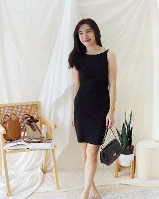 GABRIEL Straight Neck Dress