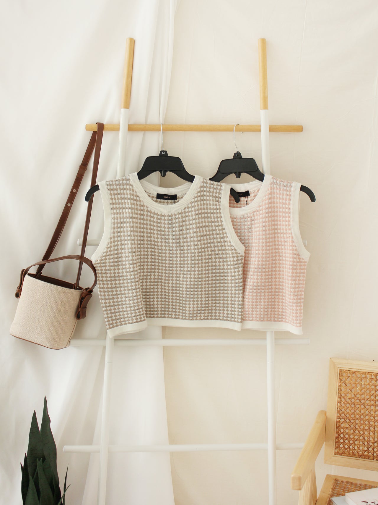 HOUNDSTOOTH TANK TOP