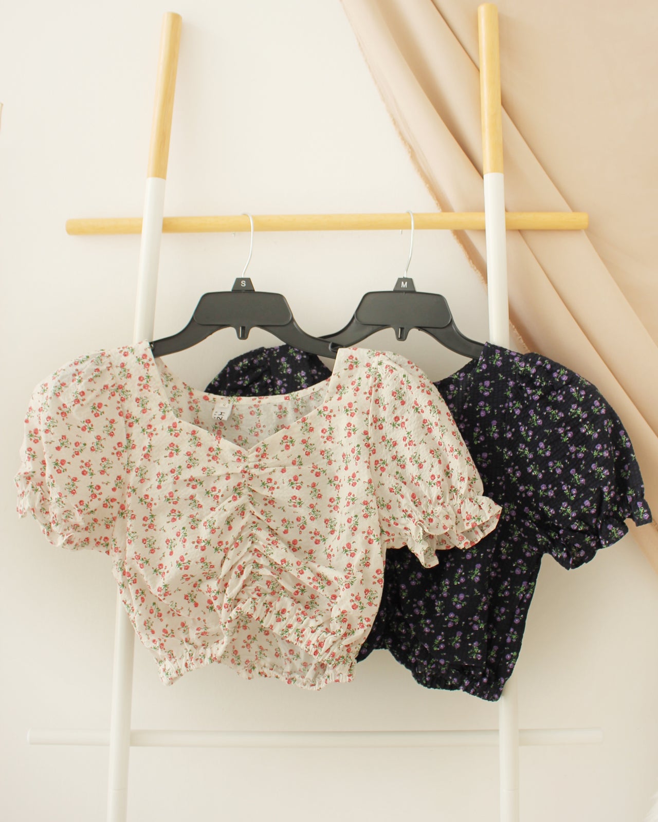 YVEN FLORAL Puff Top
