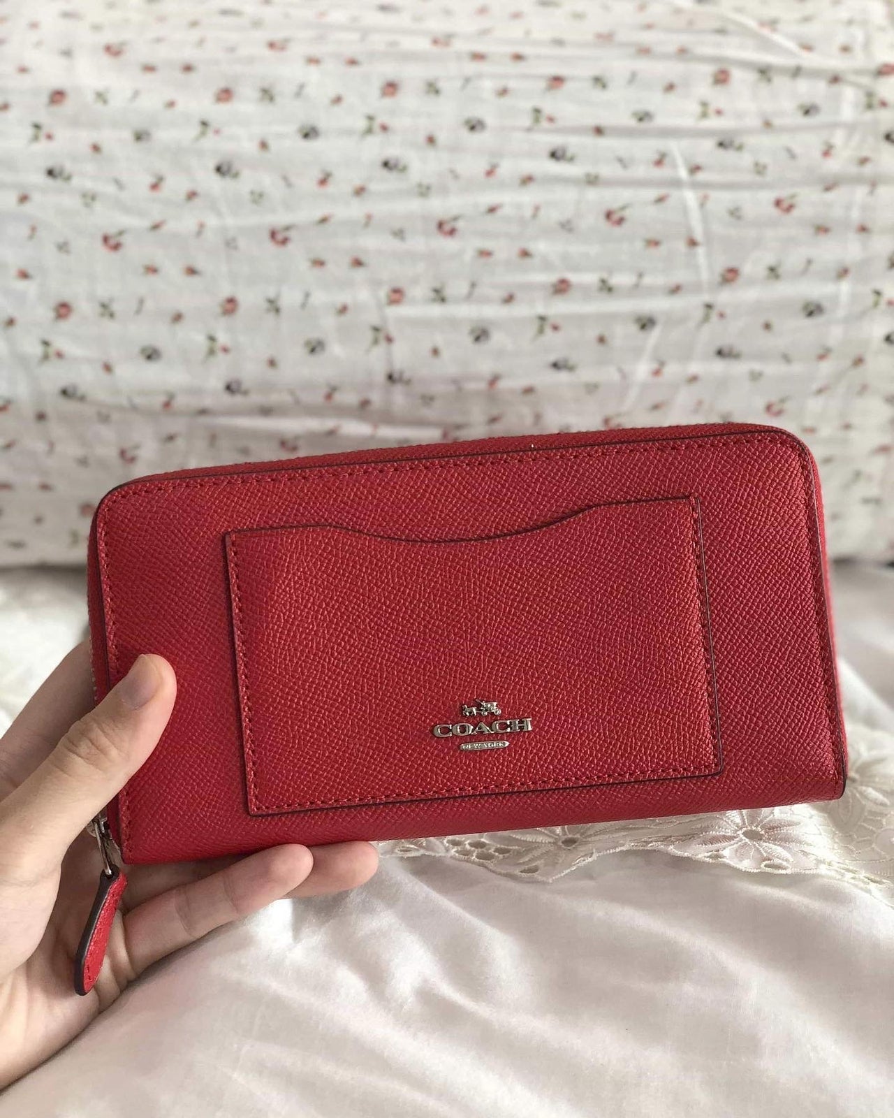 Coach accordion purse clearance